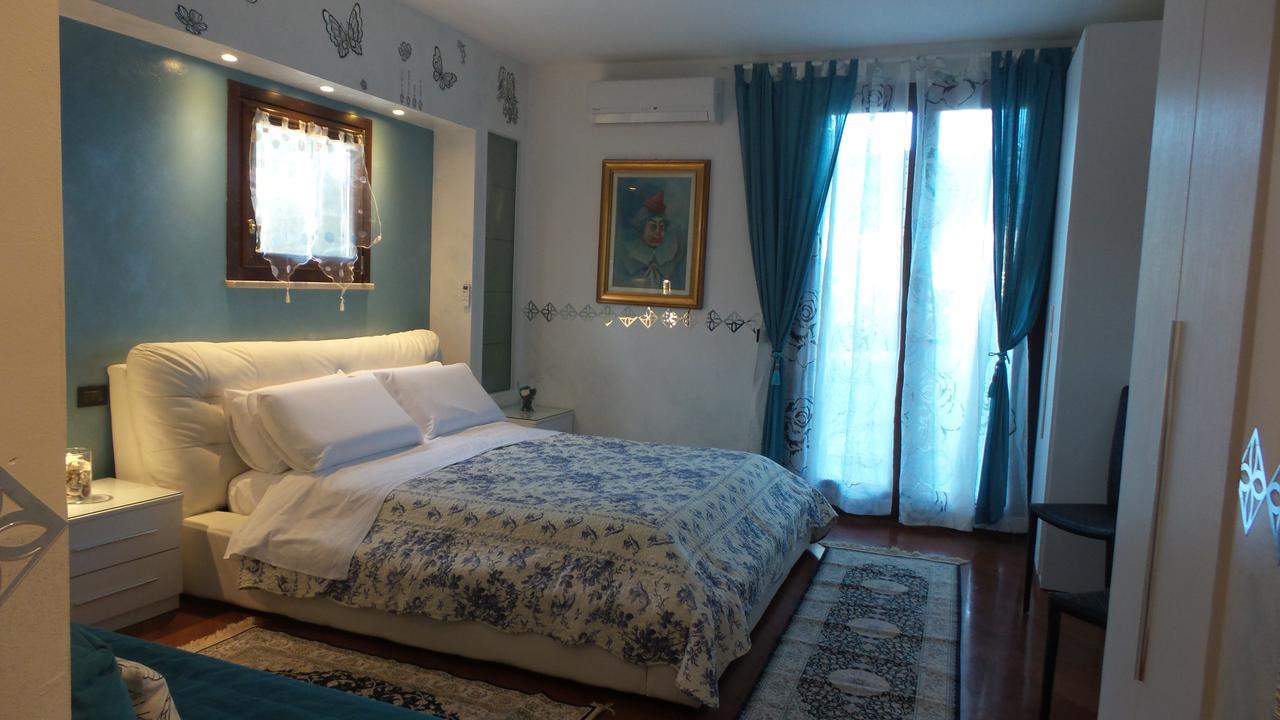 B&B Garda 4U デセンツァーノ・デル・ガルダ エクステリア 写真