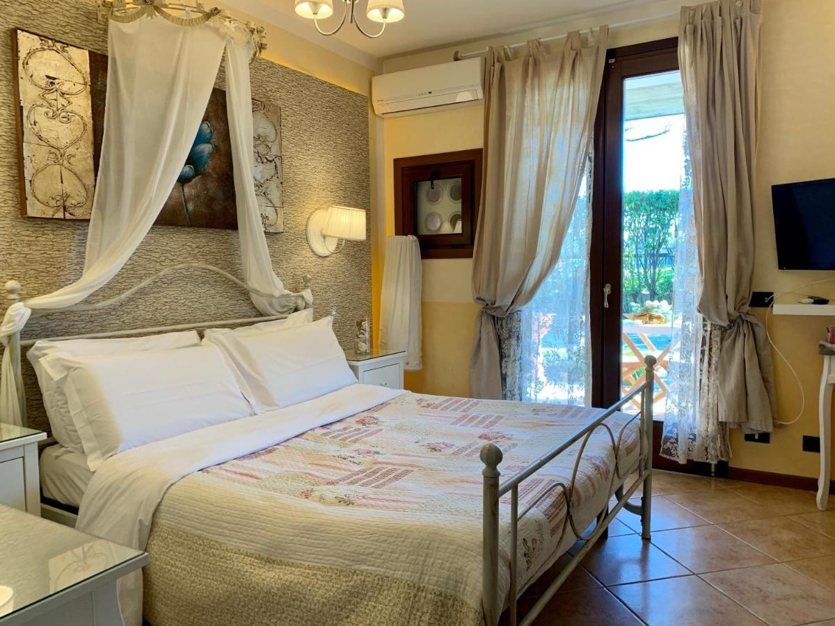 B&B Garda 4U デセンツァーノ・デル・ガルダ エクステリア 写真